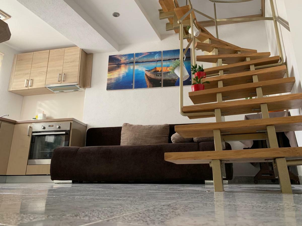Baška VodaOborska Ulica Centarアパートメント エクステリア 写真