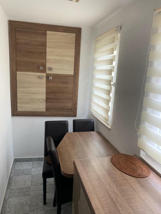 Baška VodaOborska Ulica Centarアパートメント エクステリア 写真
